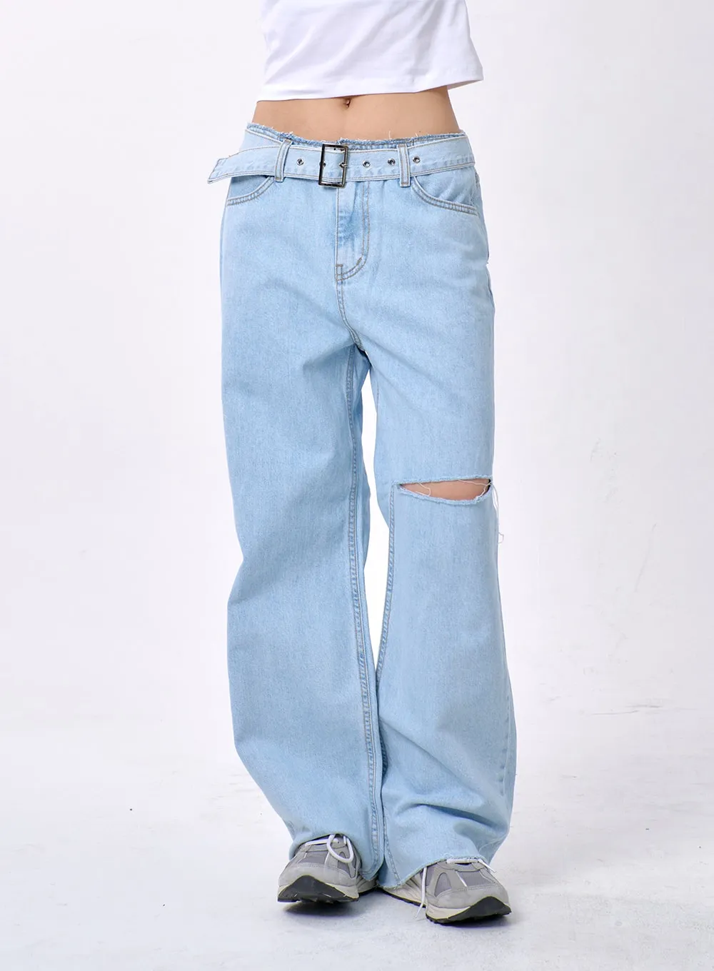 Baggy Jeans With Belt BA325