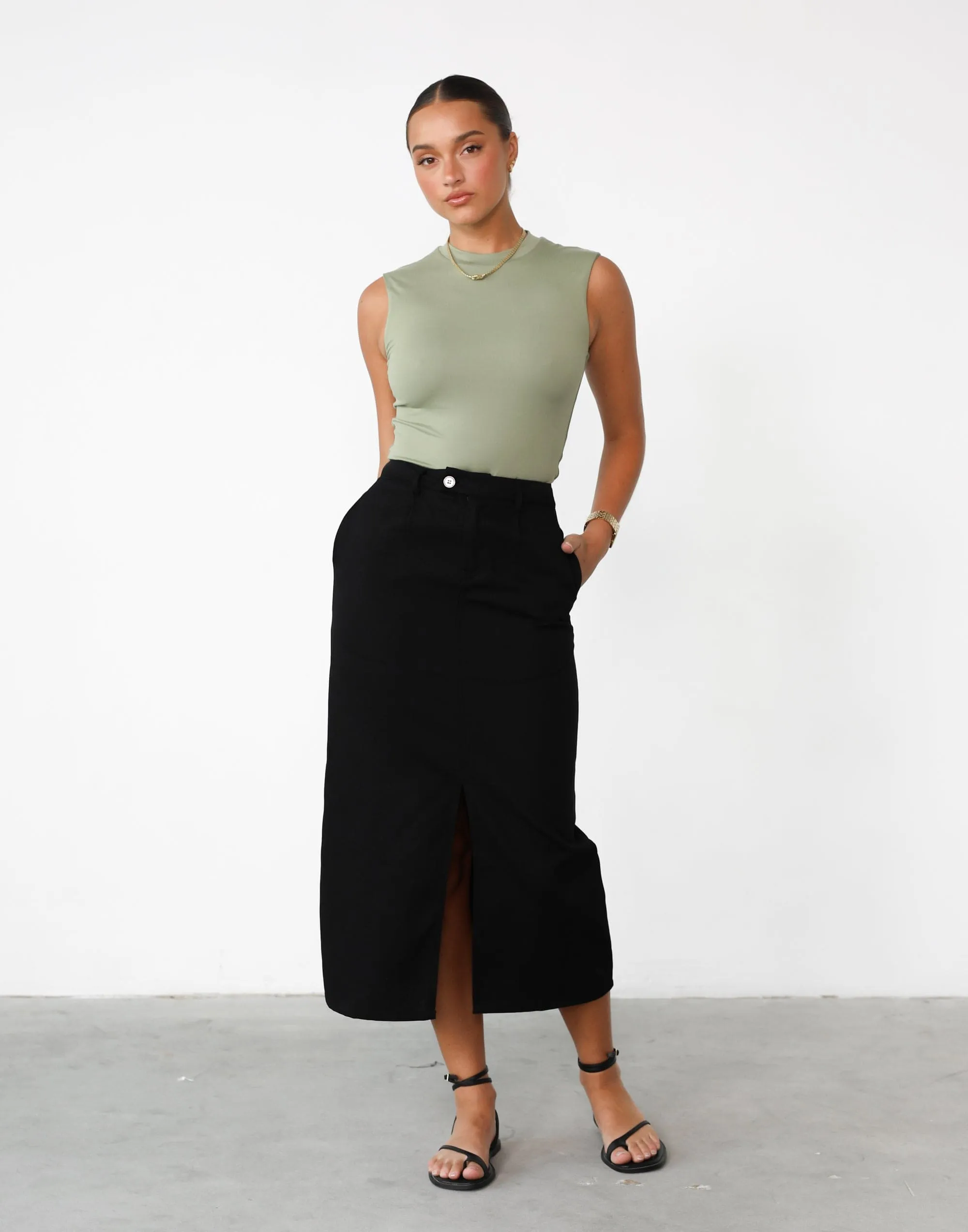 Leiya Midi Skirt (Black)