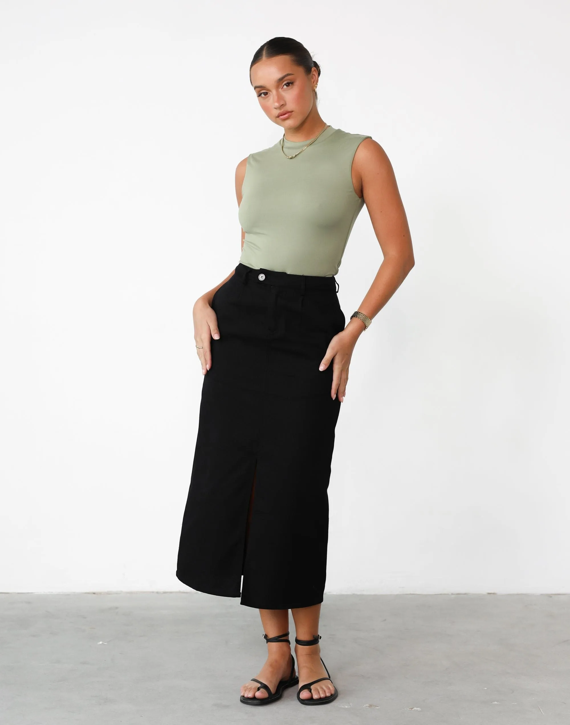 Leiya Midi Skirt (Black)