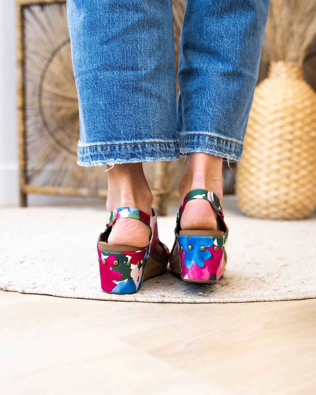 NEW! Corkys Carley Wedge Sandals - Flowers