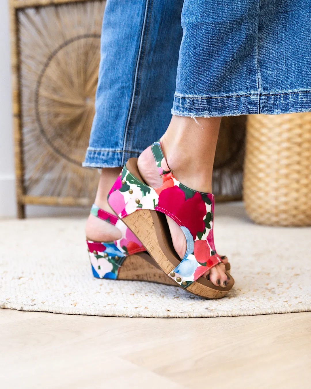 NEW! Corkys Carley Wedge Sandals - Flowers