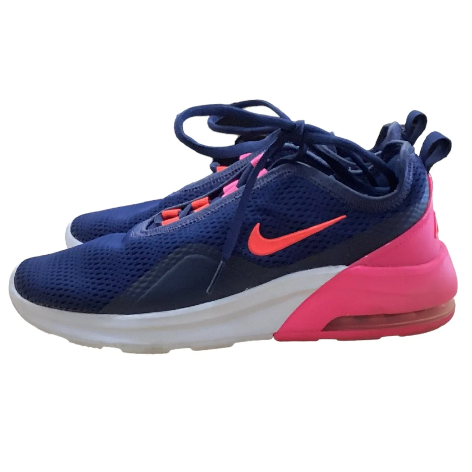 Shoes Athletic By Nike  Size: 8.5