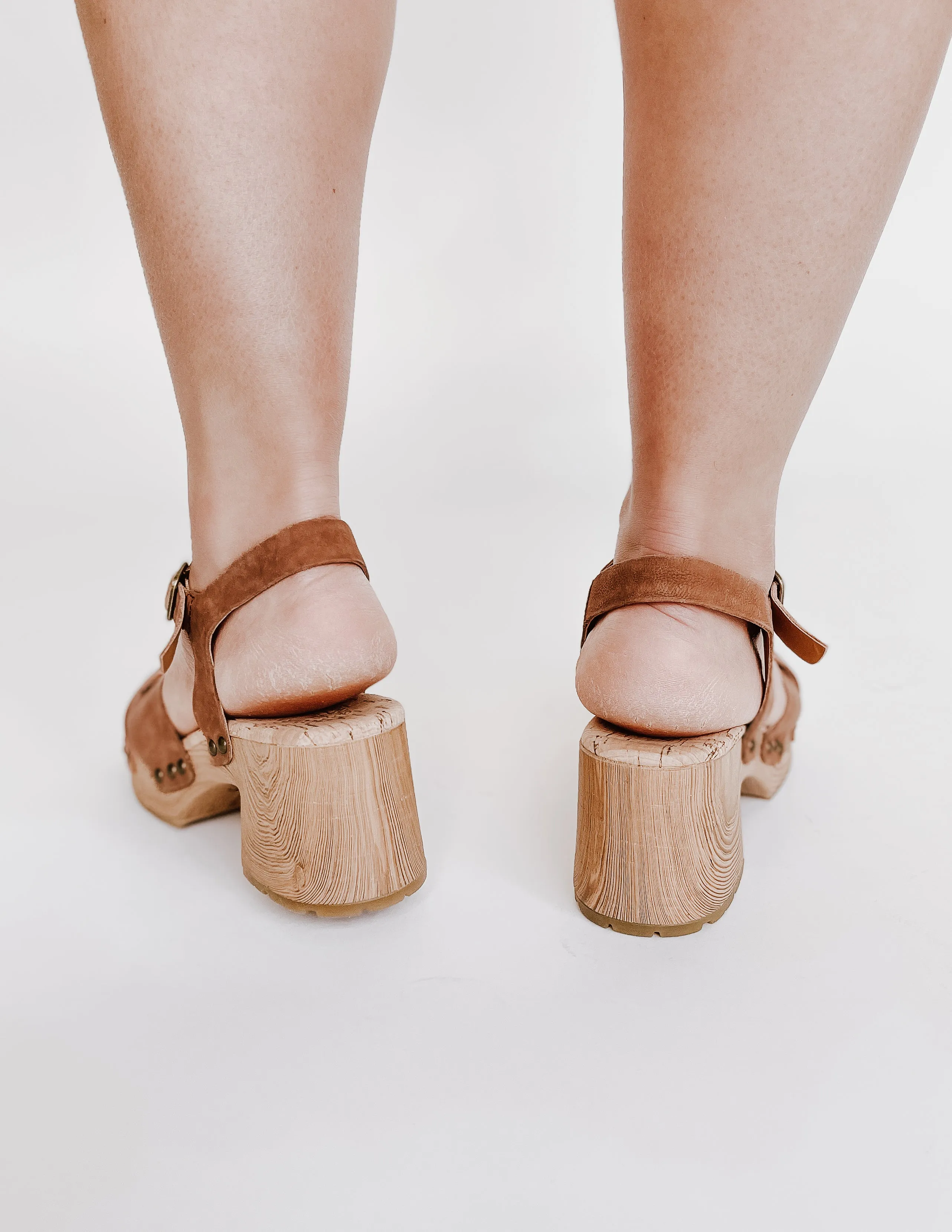 The Tia Leather Platform Sandal in Brown